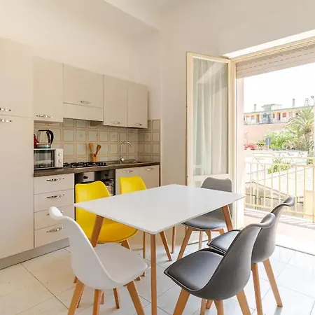 Апартаменты Thekeystudio, Colori Del Mare With Private Parking In 2 Mins From The