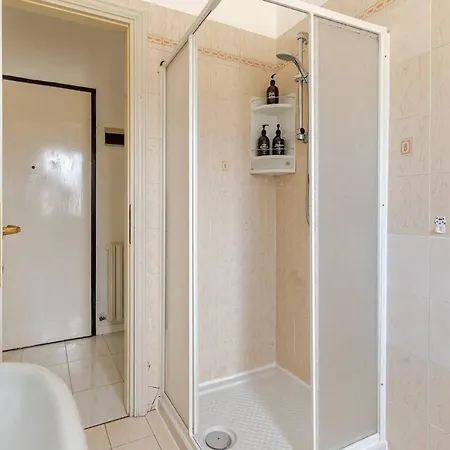 Apartment Thekeystudio, Colori Del Mare With Private Parking In 2 Mins From The Bordighera